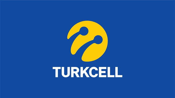 Turkcell'den 30. yıla özel hediye: Paketler ikiye katlandı!