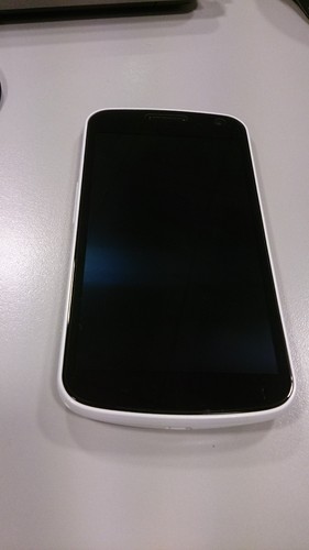  GALAXY NEXUS -BEYAZ- 550 TL