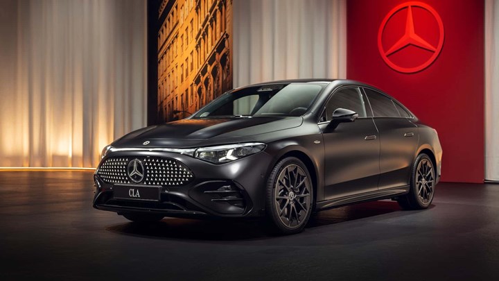 Mercedes, yeni CLA'ya yönelik yüksek talep karşısında üretimi artırıyor