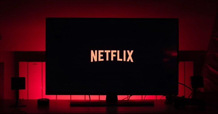 Kıvanç Tatlıtuğ başrollü Netflix'in yerli bilim kurgu dizisinin setinden ilk görseller paylaşıldı