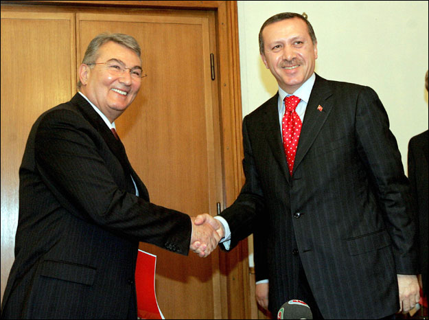  Rakipler arasindaki dostlugu seviyorum