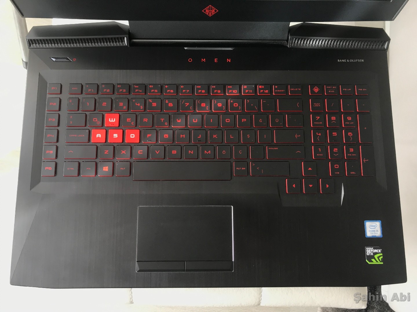 ---SATILDI---Satılık Hp OMEN Oyuncu Bilgisayarı 17" Ekran + 4GB Ekran Kartı