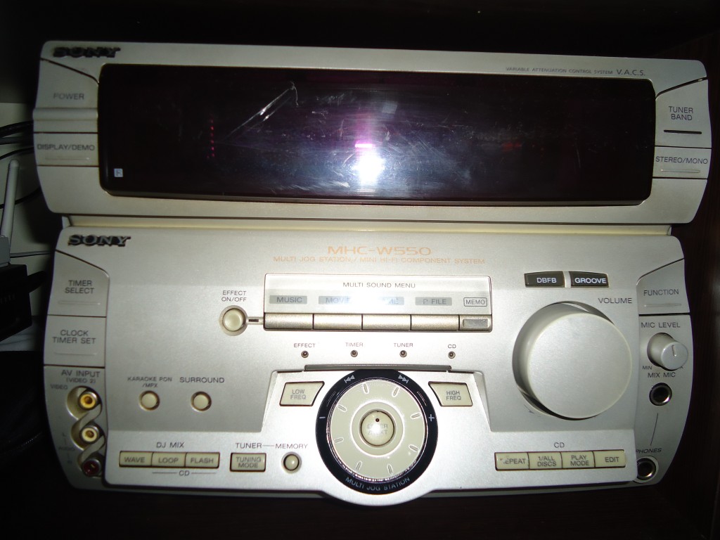  Satılık sony hcd vx90 av tokyo japan aiwa tsw50ez aktif bas sony mhc w550 amfi katı satıldı..