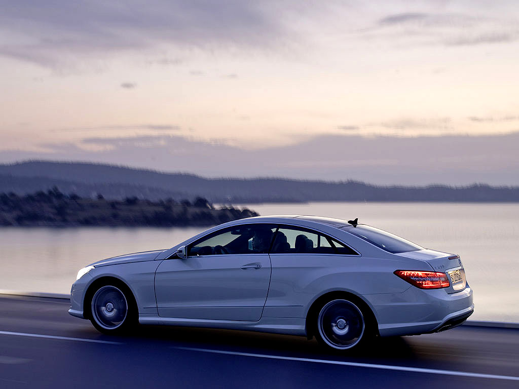  Mercedes E Coupe - Audi A5 - Bmw 3 Coupe... Tasarım bakımından hangi araba??