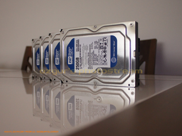  SATILDI Western Digital Caviar Blue SATA2 HDD - Model No: WD2500AAKS - RAID0