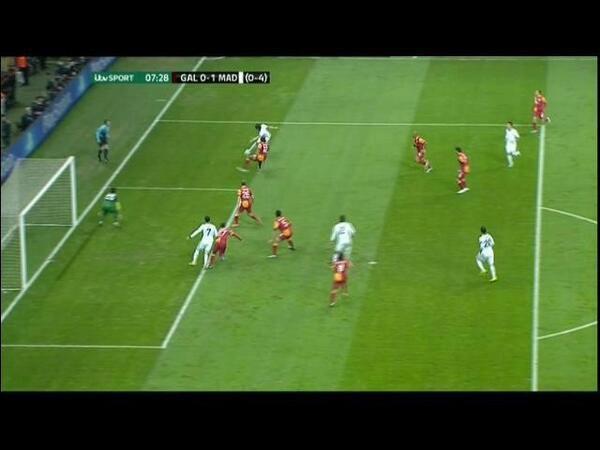  İlk gol ofsayt değil mi