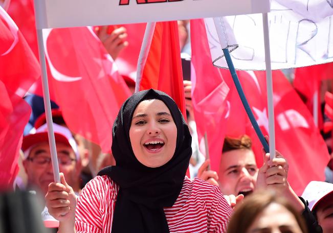 İnce sağdan oy alamaz diyenlere Kayseri'den miting fotoğrafları