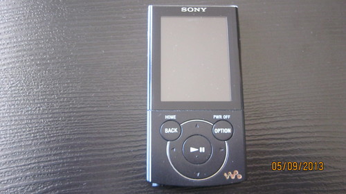  Satılık | Sony NWZ-E444/B 8GB Siyah Media Player