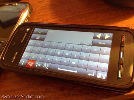  samsung monte'de qwerty klavye var mı?