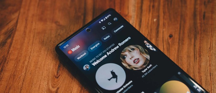 YouTube Music, Android 13 için medya kontrollerini yeniden tasarladı