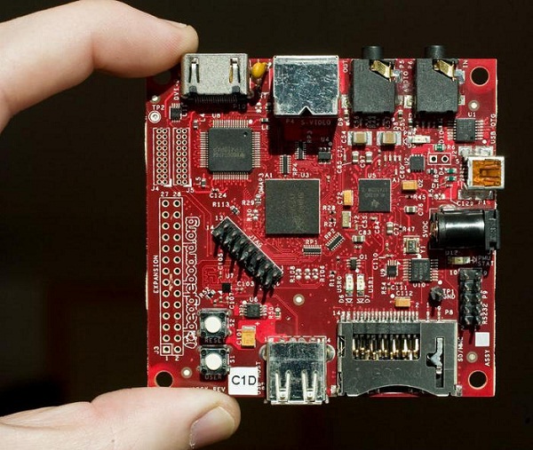 BeagleBone, ARM A8 işlemci ve Linux işletim sistemini 89 />a sunuyor 
