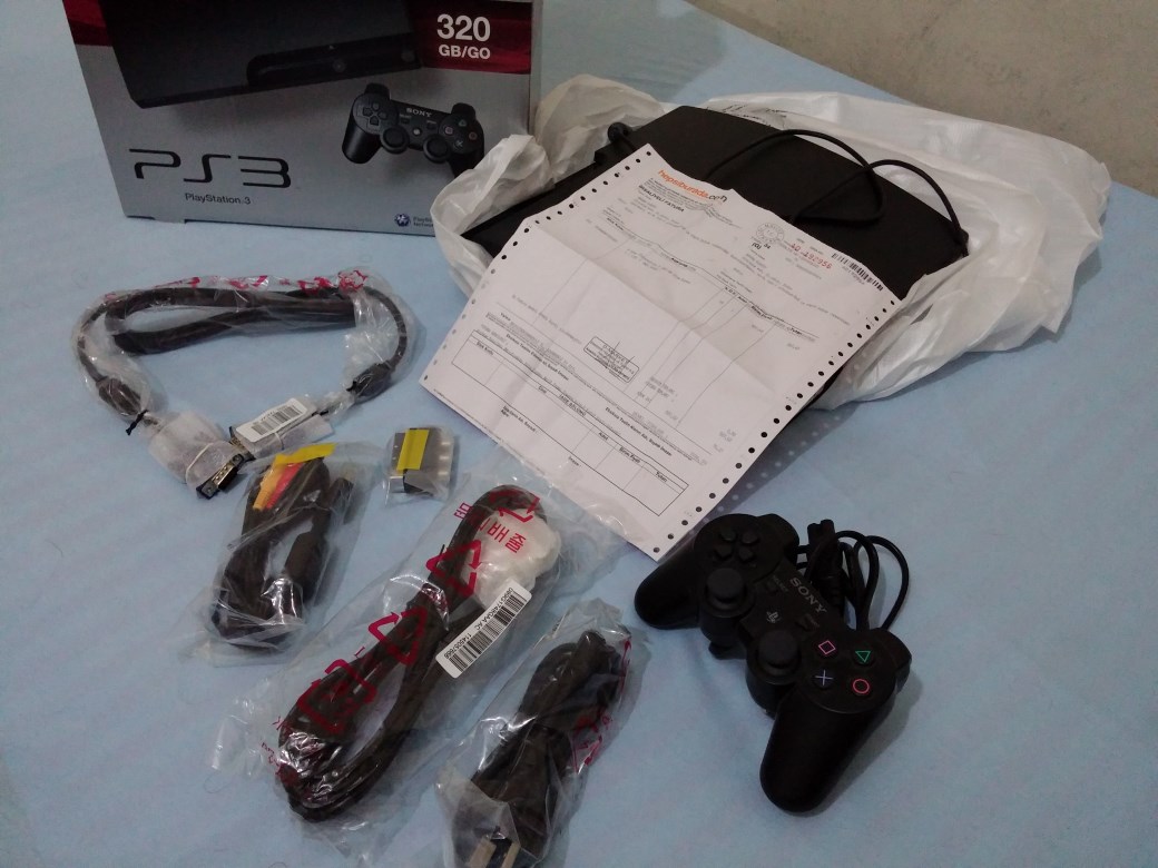  Satılık PS3 320GB Slim- Tam Kutulu, Faturalı, 3 Orjinal oyun