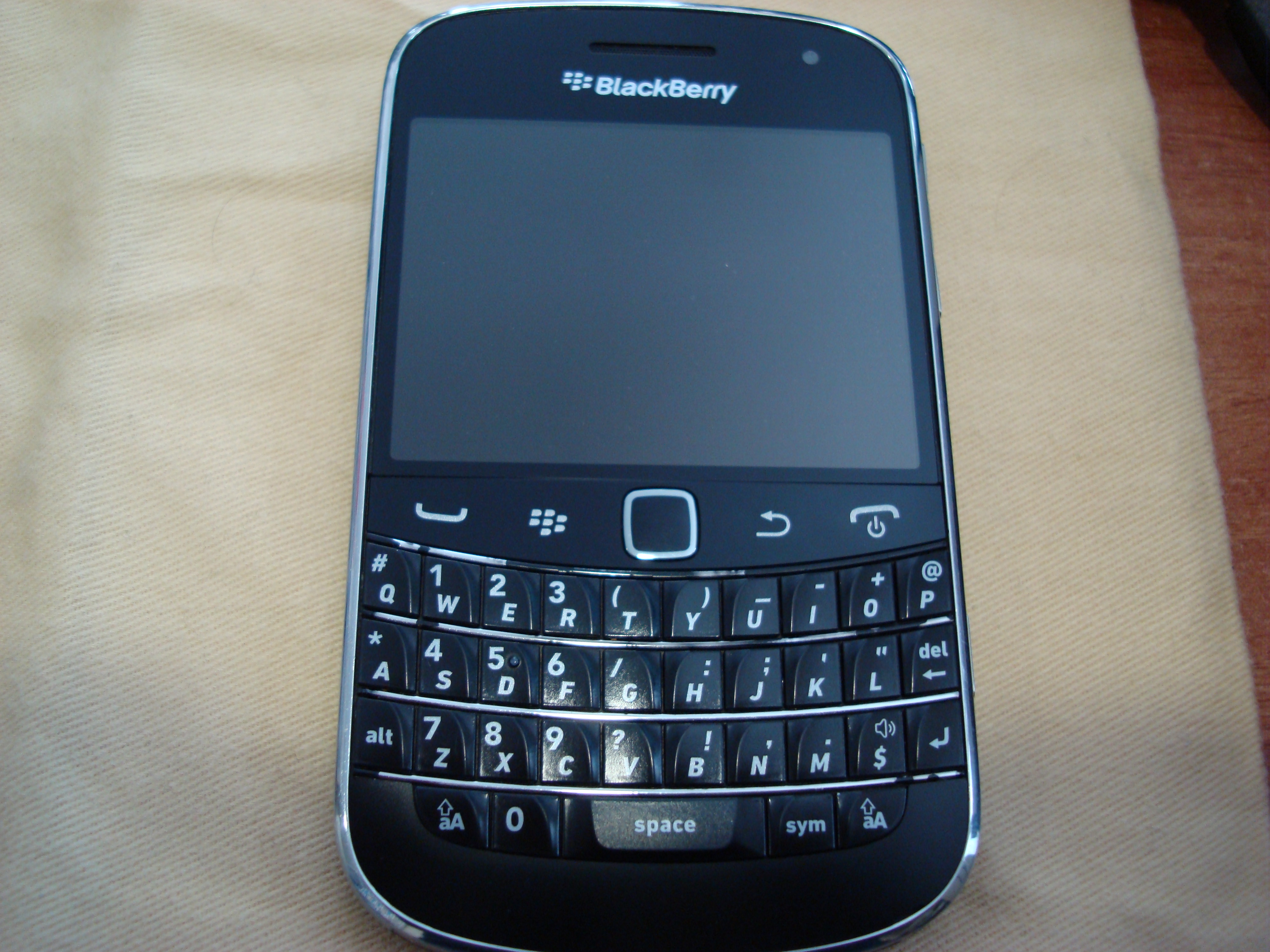  BlackBerry 9900 BOLD Turkcell Çıkışlı Temiz Ürün 525TL