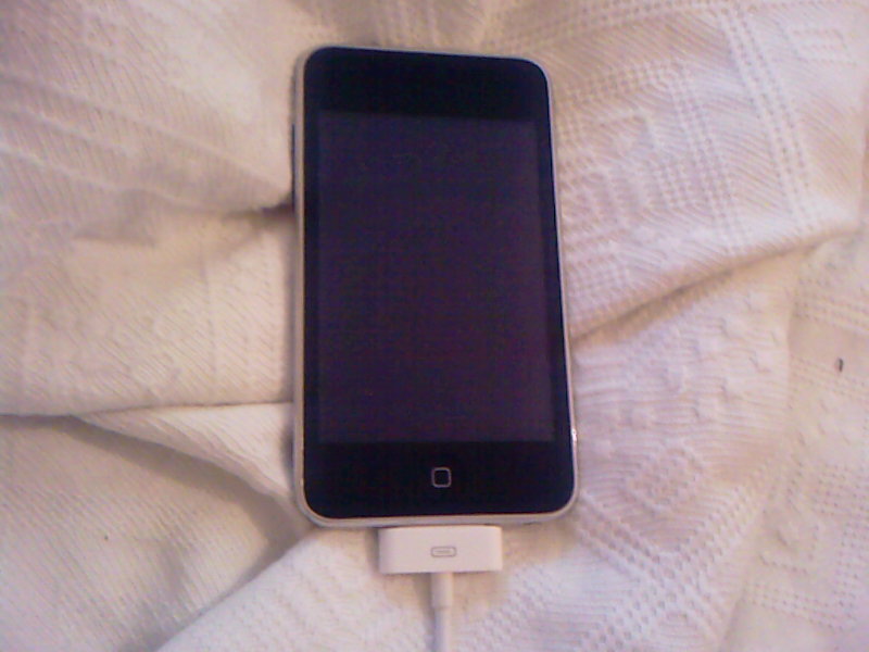  Satılık ipod touch 3g 64gb