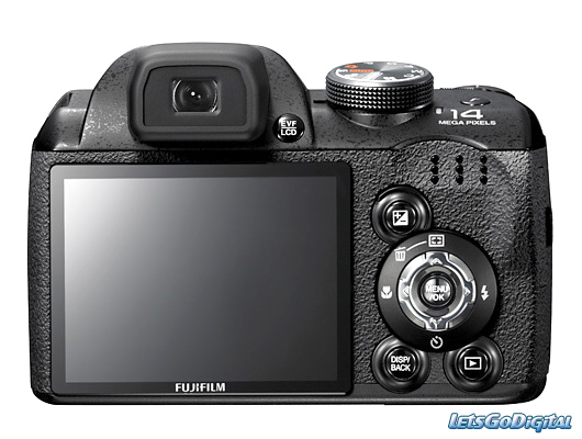  Fujifilm FinePix S3300 14 MP 26x Optik Zoom
