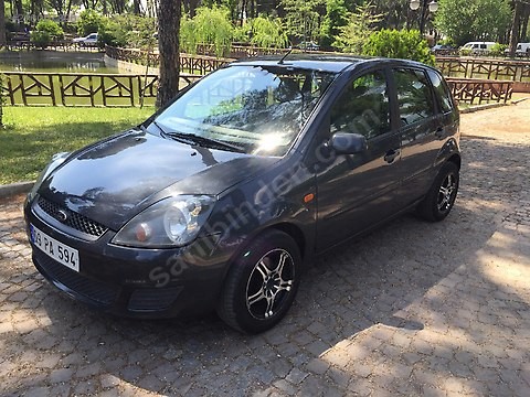  Ford Fiesta 1.4 TDCi renk sorunu