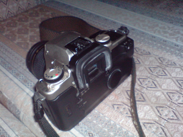  Canon EOS 50E Body + Ultrasonic 28-80mm Lens