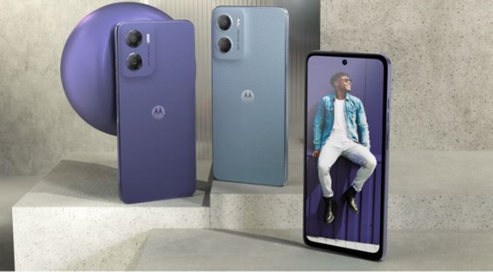 Motorola bütçe dostu akıllı telefonlarına 2 yeni modeli daha ekledi