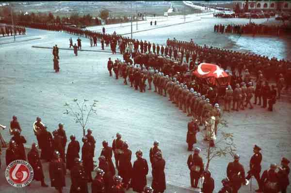  ULU ONDER MUSTAFA KEMAL ATATURK ile ilgili resim,belge,hikaye