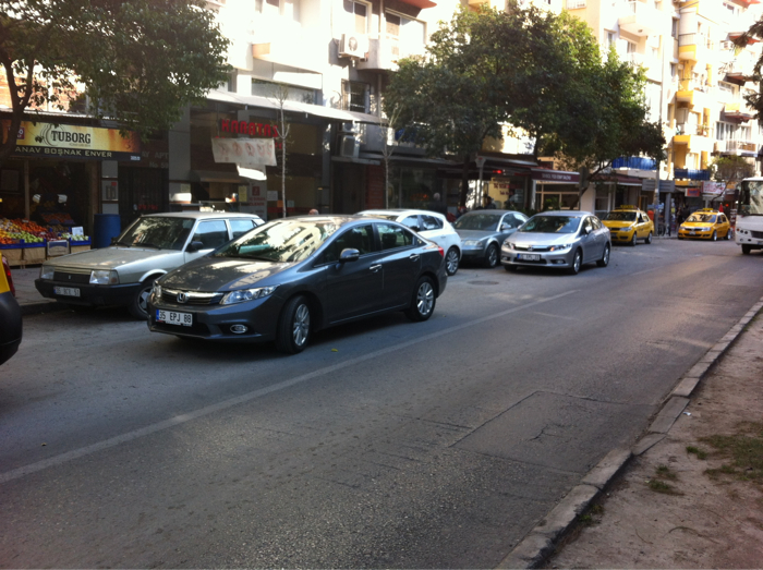  2012 CIVIC alındı. Deneyimler, resimler, testler, ölçümler. Siz de katılın