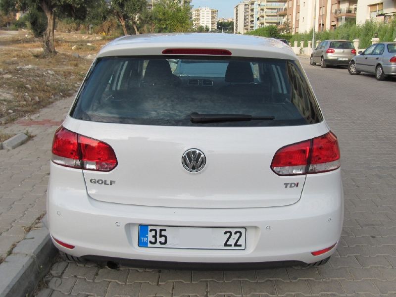  Volkswagen Golf 1.6 TDI DSG