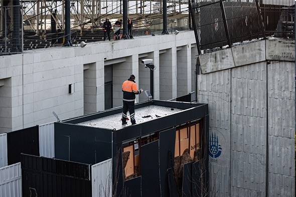 Vodafone Arena Yakınında Patlama (38 ÖLÜ) (ss ve videolu)