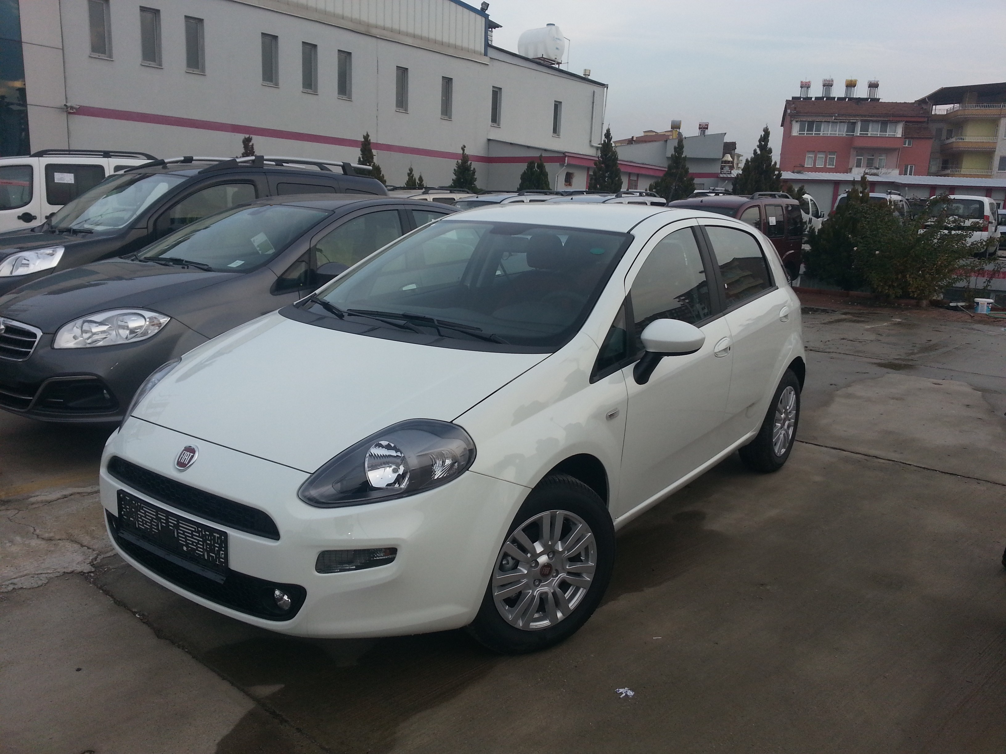  ### Yeni Fiat Punto 2012  topluluğu .. ^#### +19 üye