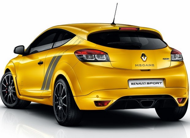  RENAULT MEGANE RS EN HIZLI ÖNDEN ÇEKİŞLİ OTOMOBİL