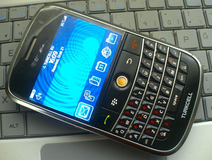  BLACKBERRY BOLD 9000 AKILLI TELEFON 140 TL !!!