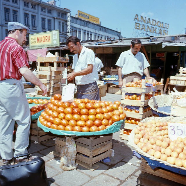  1971 İSTANBUL FOTOĞRAFLARI ( YÜKSEK ÇÖZÜNÜRLÜKLÜ / DÜN ÇEKİLMİŞ GİBİ )