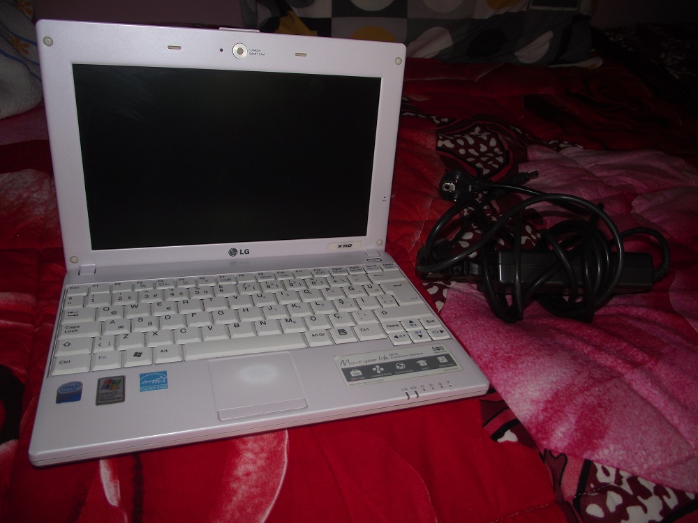  ANK: LG X110 Beyaz Netbook - 180 TL Yetişen alır