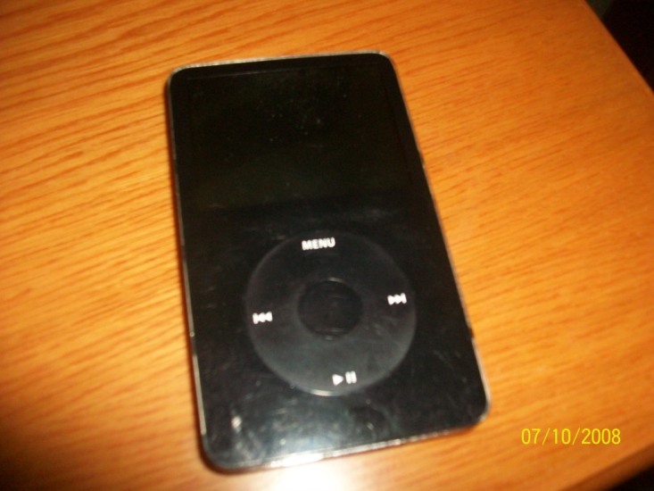  Ankaradan Satılık Apple İpod Video 30 Gb 140 YTL
