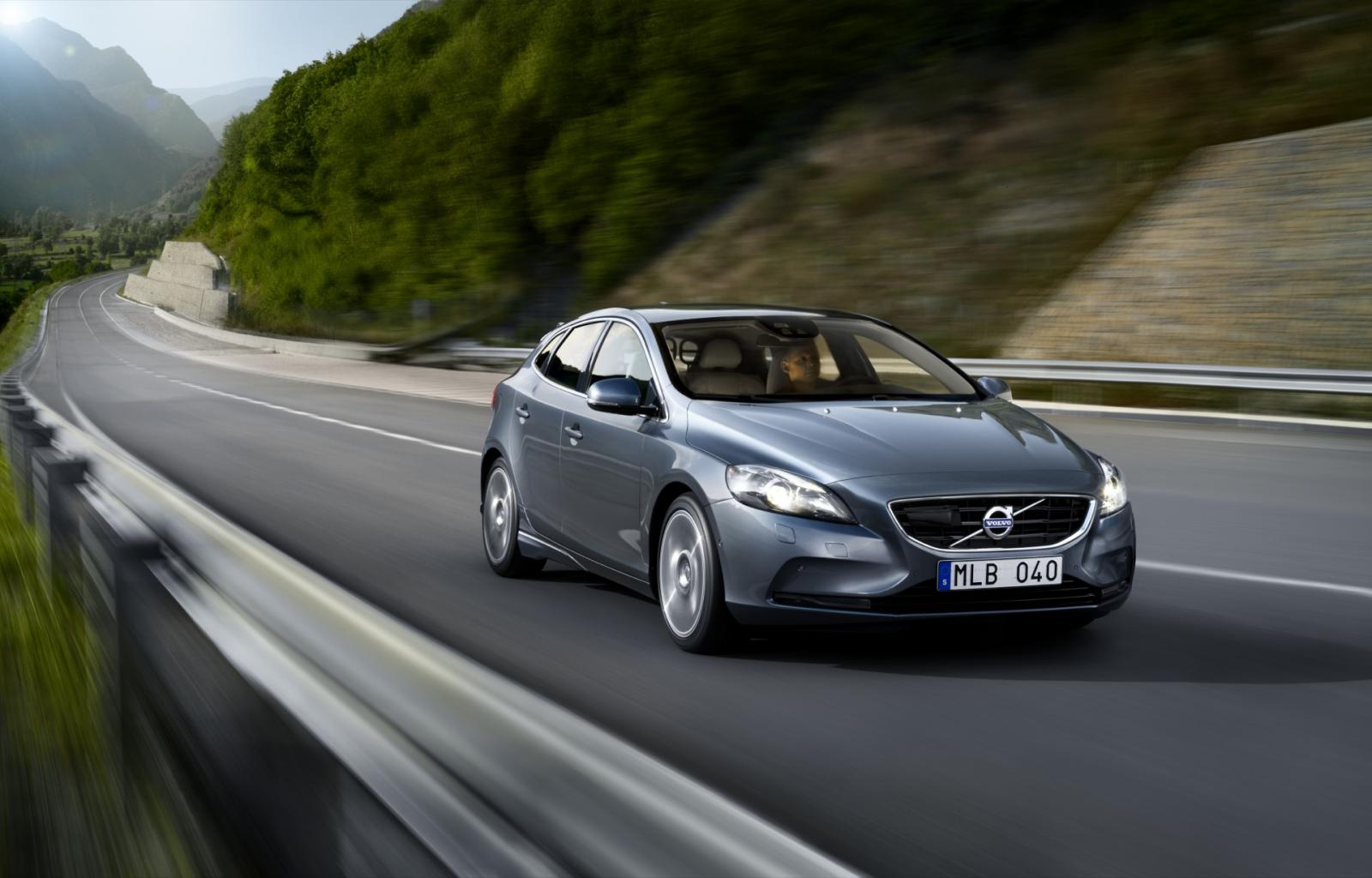  Volvo V40: Ve O Sensin