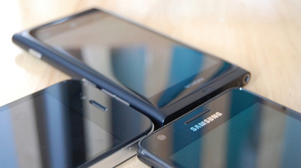 IDC: Samsung, akıllı telefon pazarındaki liderliğini sürdürüyor