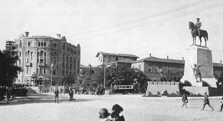  Bir Zamanlar Ankara (1920-1970 yılı arası Ankara Fotoğrafları)