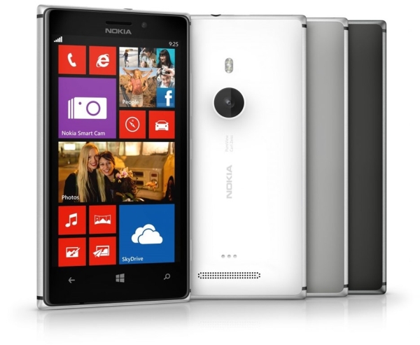 Nokia Lumia 925'in OLED ekranına ait detaylar