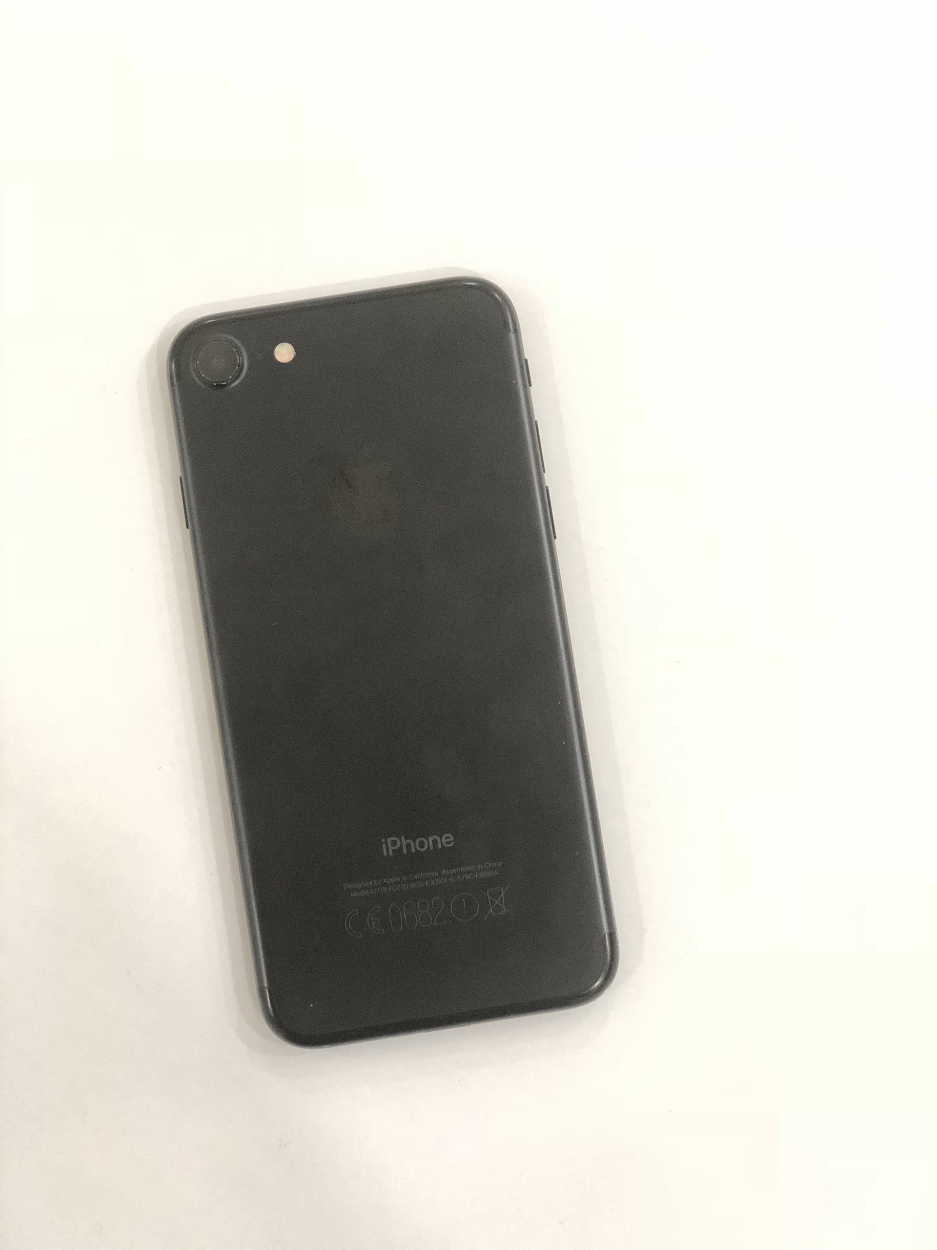 (SATILDI) GELEN ALIR 2100 TL- IPHONE 7 - 128 GB MAT SİYAH