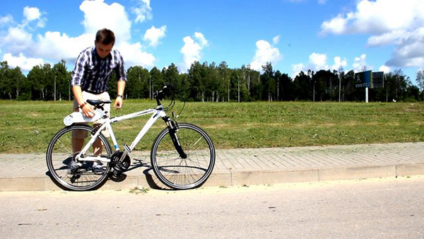 Her bisiklete elektrik motoru ekleyen proje: Rubbee