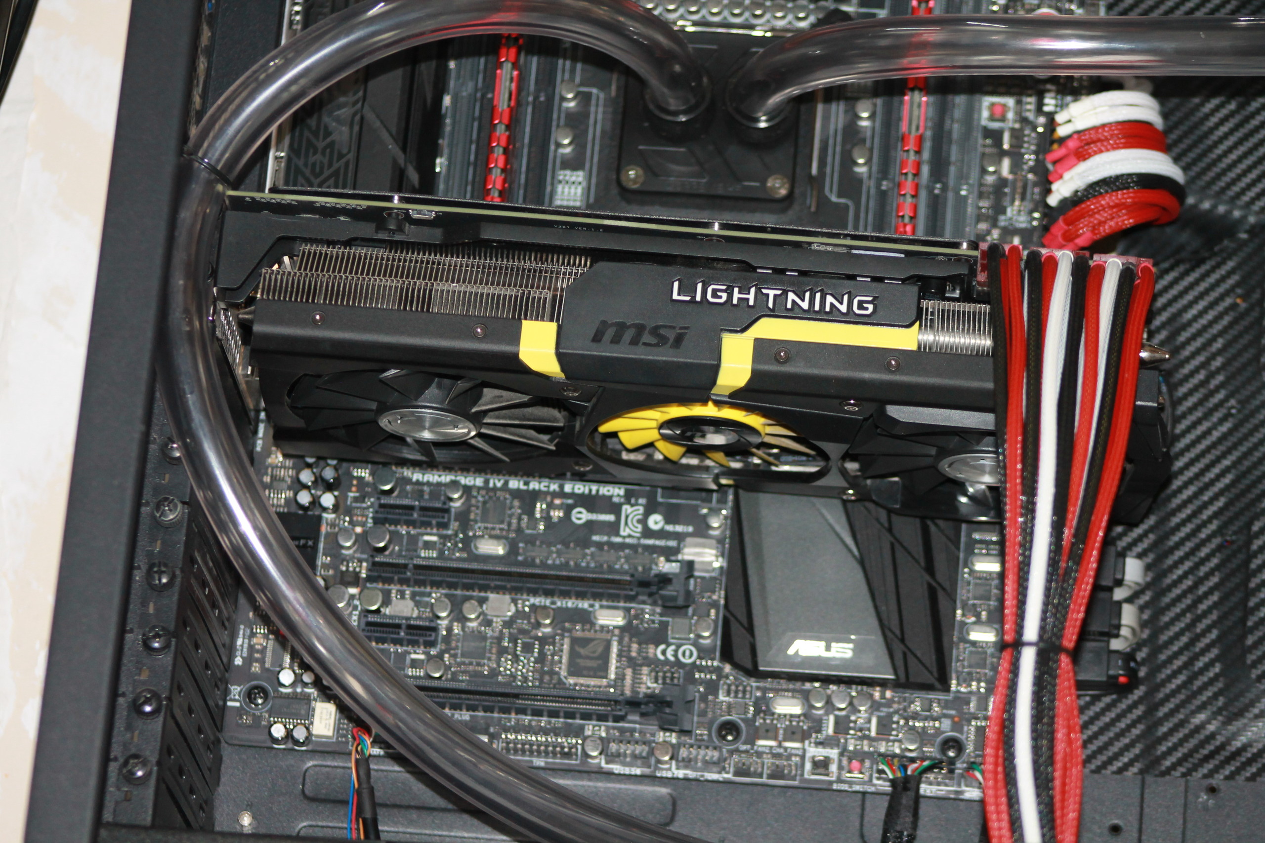  MSI R9 290X Lightning