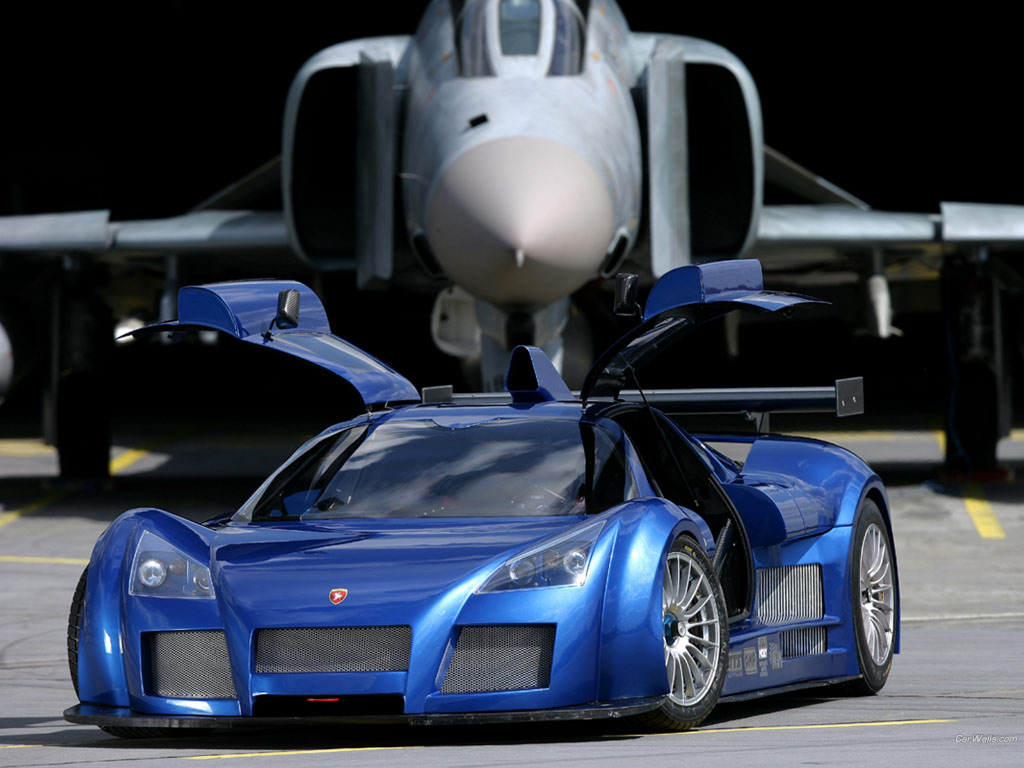  Bugatti Veyronun 2 saniyede çektiği hava ile bir insan 4 gun nefes alabilirmiş :O