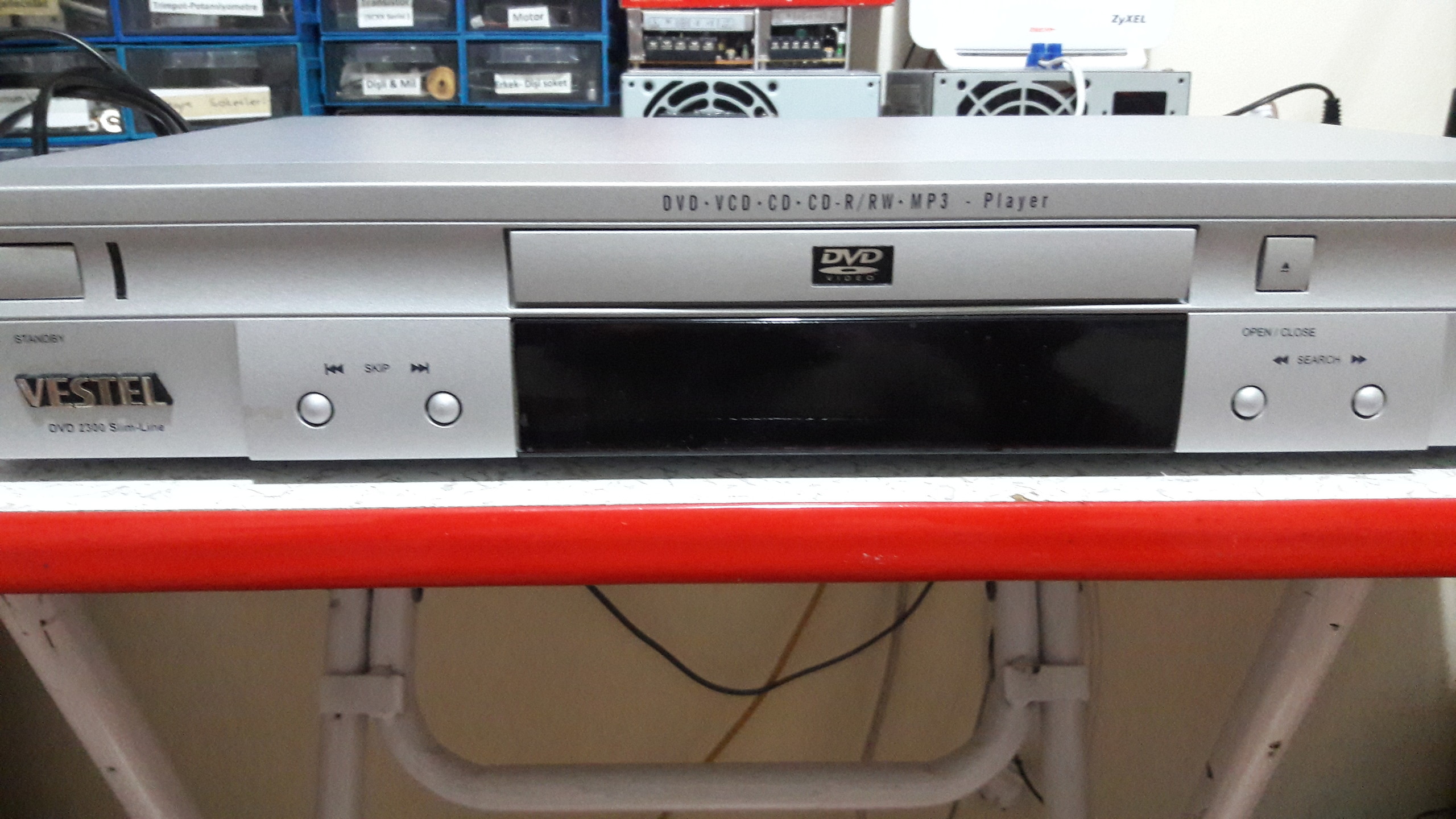  SATILIK VESTEL DVD PLAYER