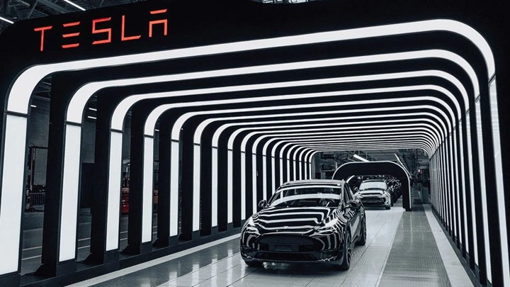 Almanya ve Çin'de üretilen Tesla modelleri kalite bakımından farklılık gösteriyor