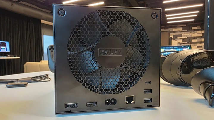 Valve, yeni Steam Machine ve Steam Controller'ı duyurdu