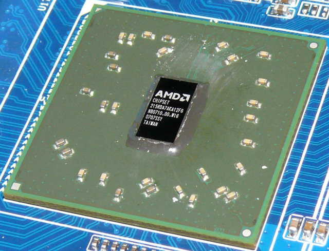  ## AMD'nin Yeni SB700 ve SB750 Yongalarının Özellikleri ##
