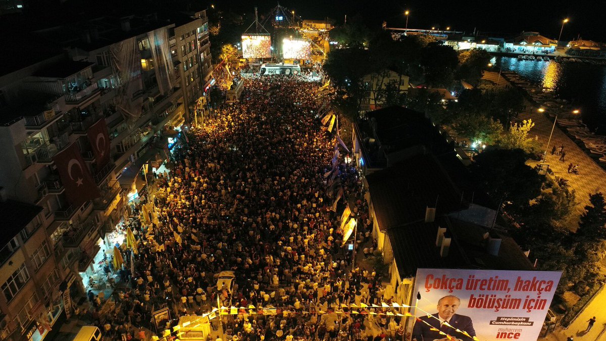 (klip eklendi) MUHARREM İNCE İstanbul'u salladı FIRTINA gibi esti (kalabalık şahane )