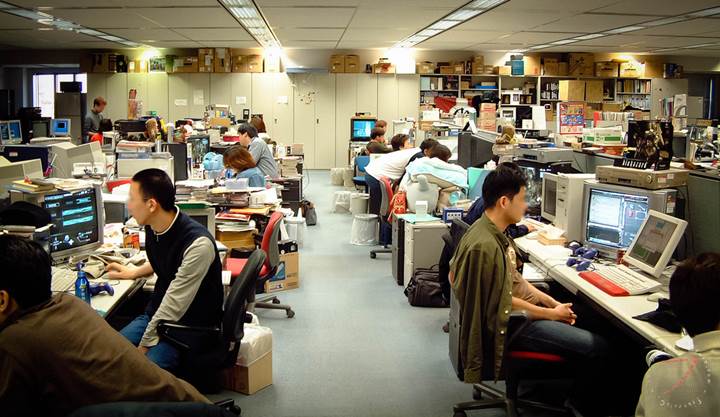 Yapay zeka Japonya'da ofis çalışanlarının yerini almaya başlıyor