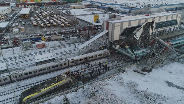 Ankara'da Yüksek Hızlı Tren kazası (9 ölü, 86 yaralı)