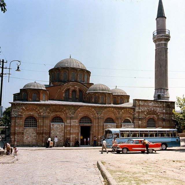  1971 İSTANBUL FOTOĞRAFLARI ( YÜKSEK ÇÖZÜNÜRLÜKLÜ / DÜN ÇEKİLMİŞ GİBİ )