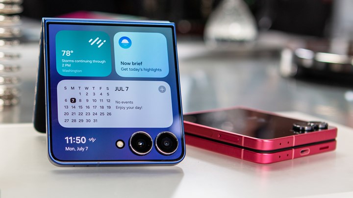 Galaxy Z Flip 7 vs Z Flip 6 karşılaştırması: Farklar neler?