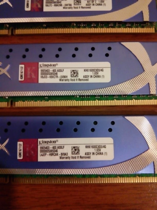 SATILDI 4X4 GB =16 GB Kingston HyperX 1600MHZ CL9 DDR3 300 TL. 2X4 GB KİT OLARAK 150 TL.